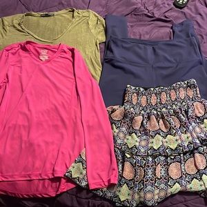 4 Items of women’s Medium Clothes